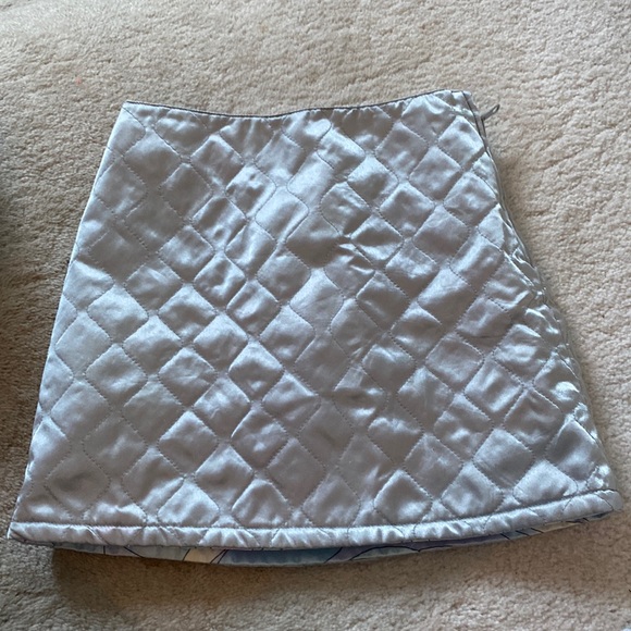 Girls GYMBOREE Silver Skirt - Picture 2 of 7